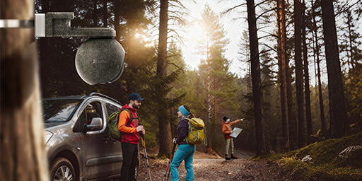 EZVIZ EB8 Pro Ranger + Solar Panel 8W - 4G & Wi-Fi Smart Home Battery Camera Kit