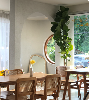 Indoor dining area with balanced exposure