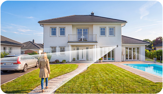Outdoor home monitored by CB90 Dual camera